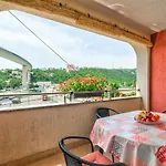 Cozy Nur 500 Meter Zum Mit Privatparkplatz, Klima, Wifi *
