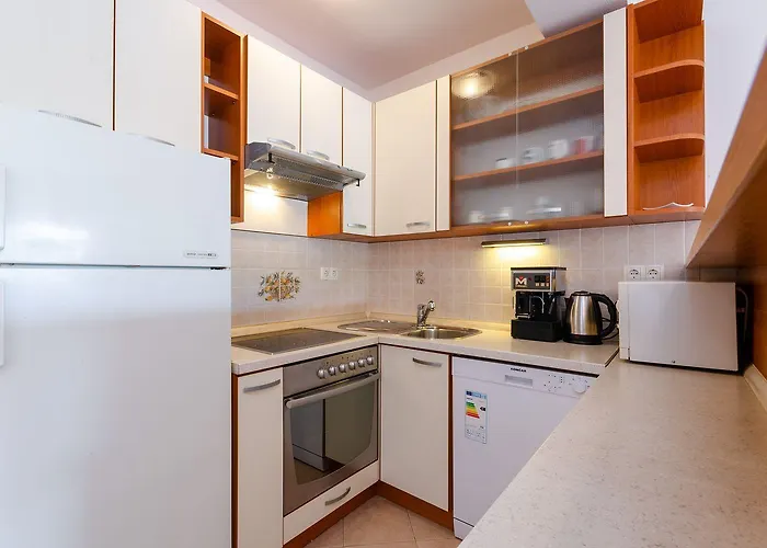 Cozy Nur 500 Meter Zum Mit Privatparkplatz, Klima, Wifi * 크리크베니카