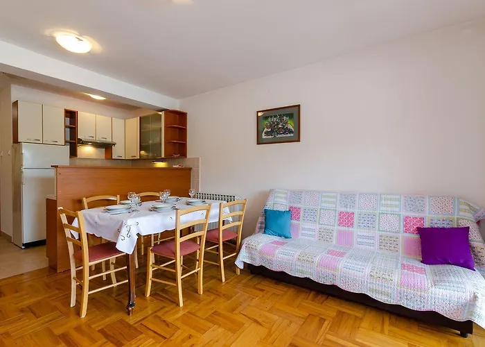 Apartament Cozy Nur 500 Meter Zum Mit Privatparkplatz, Klima, Wifi Crikvenica