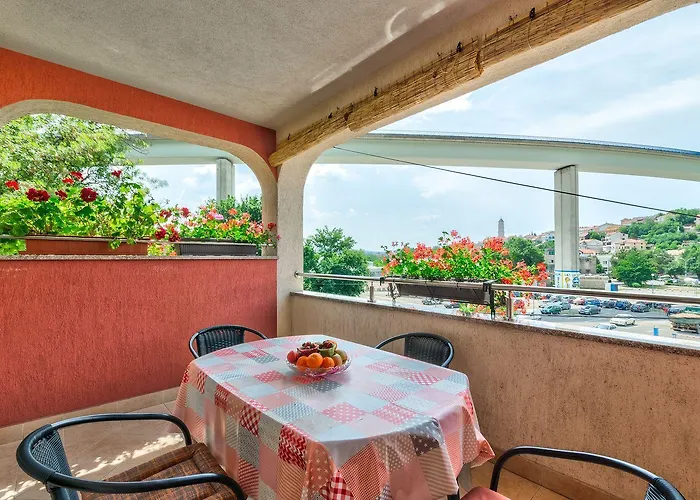 Cozy Nur 500 Meter Zum Mit Privatparkplatz, Klima, Wifi