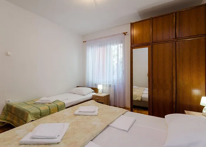 Apartment Cozy Nur 500 Meter Zum Mit Privatparkplatz, Klima, Wifi