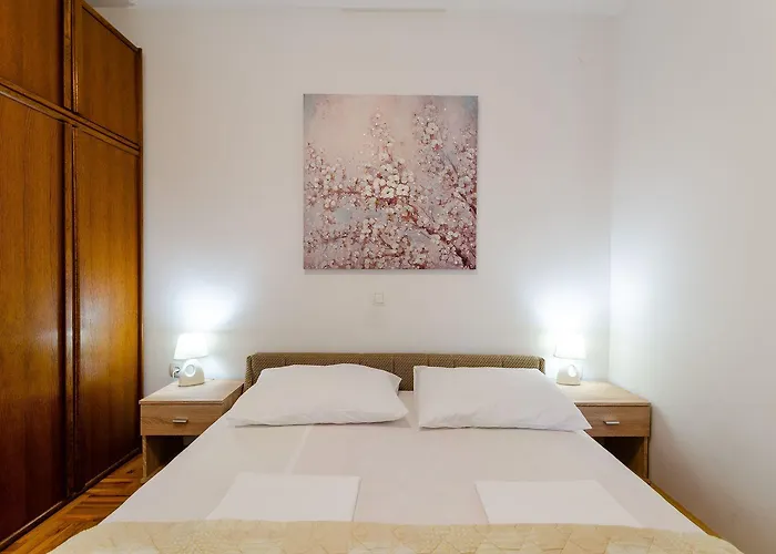 Cozy Nur 500 Meter Zum Mit Privatparkplatz, Klima, Wifi Apartament *