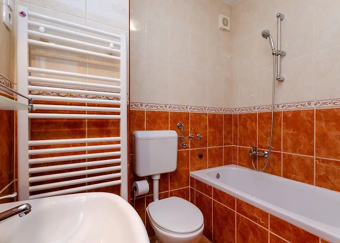 Cozy Nur 500 Meter Zum Mit Privatparkplatz, Klima, Wifi Crikvenica