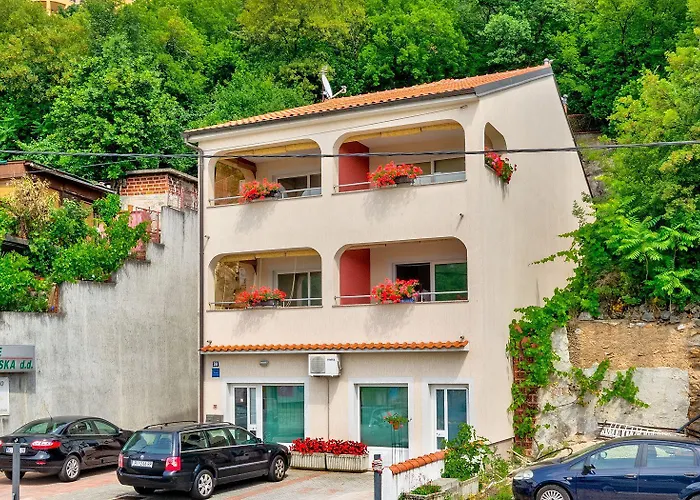 Cozy Nur 500 Meter Zum Mit Privatparkplatz, Klima, Wifi * Crikvenica